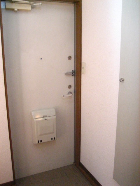 カーサ成城 玄関