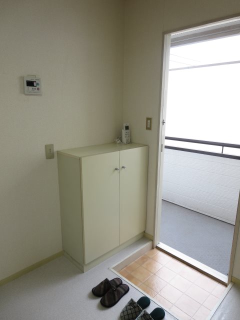 ハイツセブン 玄関